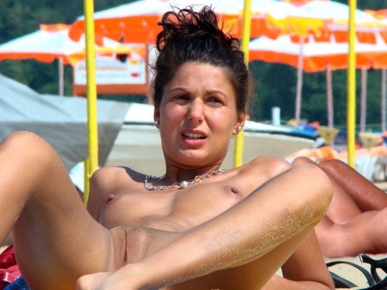 15P Blonde Russian nudist flashes the cameraman