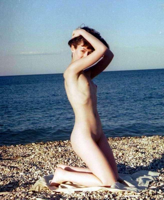 15P No chick at the nude beach is hotter than this one