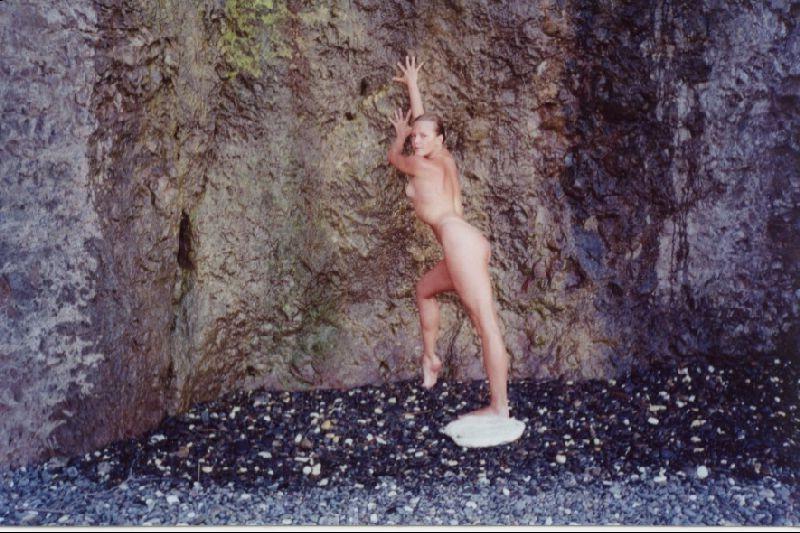 15P Everything this teen nudist does looks really hot