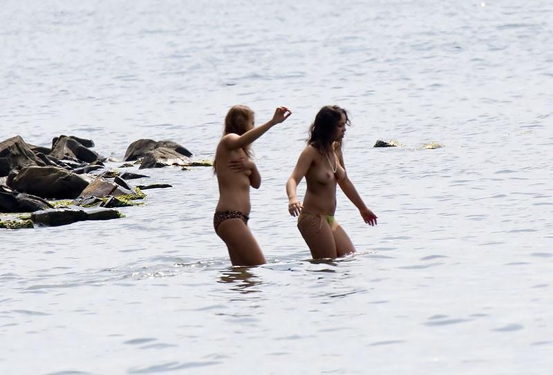 15P Everything this teen nudist does looks really hot