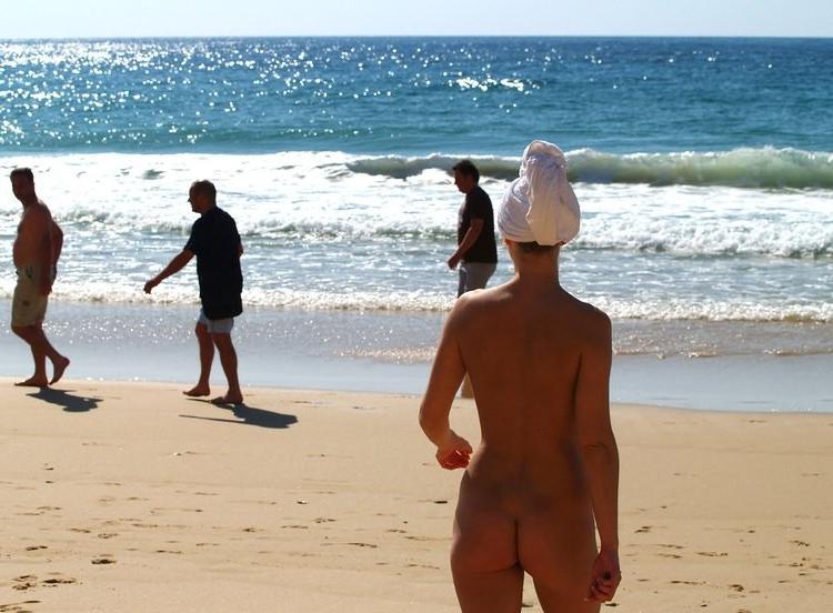 15P Blonde teen Russian nudist goes skinny dipping