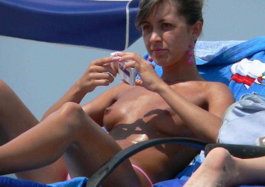 15P Naked teen nudist lets the water kiss her body