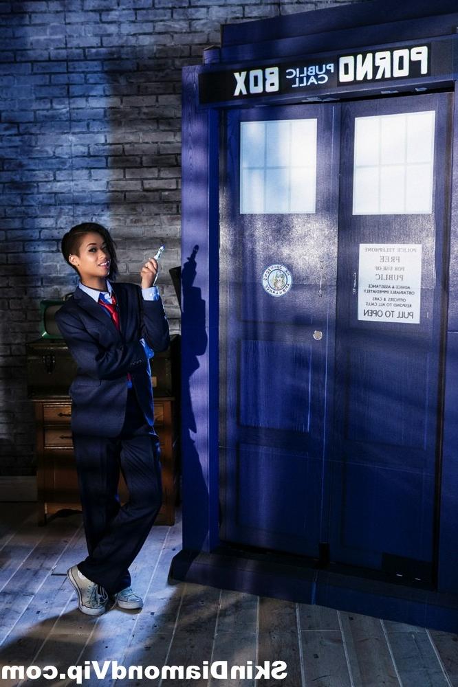 15P Skin Diamond Dr Who Porn Parody