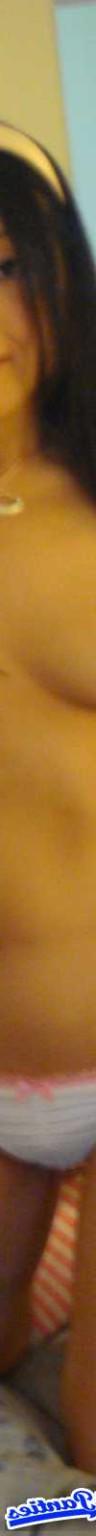 18P Kaylee Love self pics