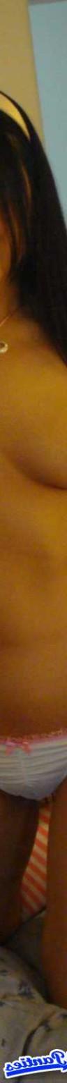 18P Kaylee Love self pics