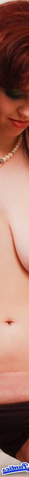 18P Eva Love brown boy shorts