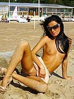 16P People watch hot brunette getting stripped in park
