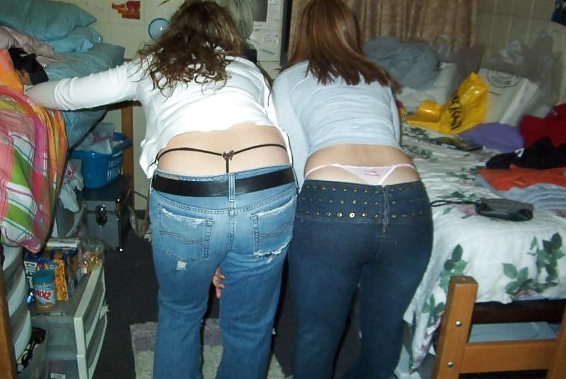25P Hidden Cam Tangas