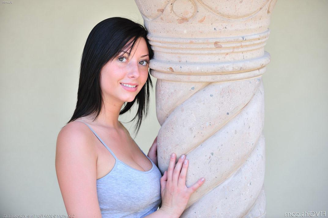 15P Sexy busty nearly nineteen teen babe nud in public