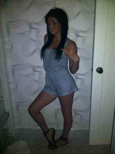 5P Bby girl on holiday
