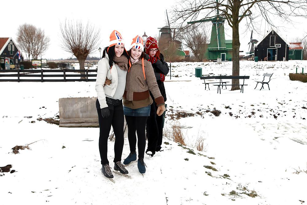25P Julia,Elisa,Britt & Gylve on the Dutch Ice.