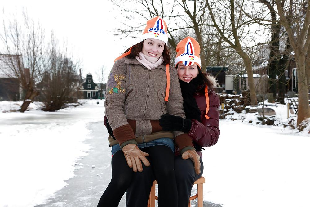 25P Julia,Elisa,Britt & Gylve on the Dutch Ice.