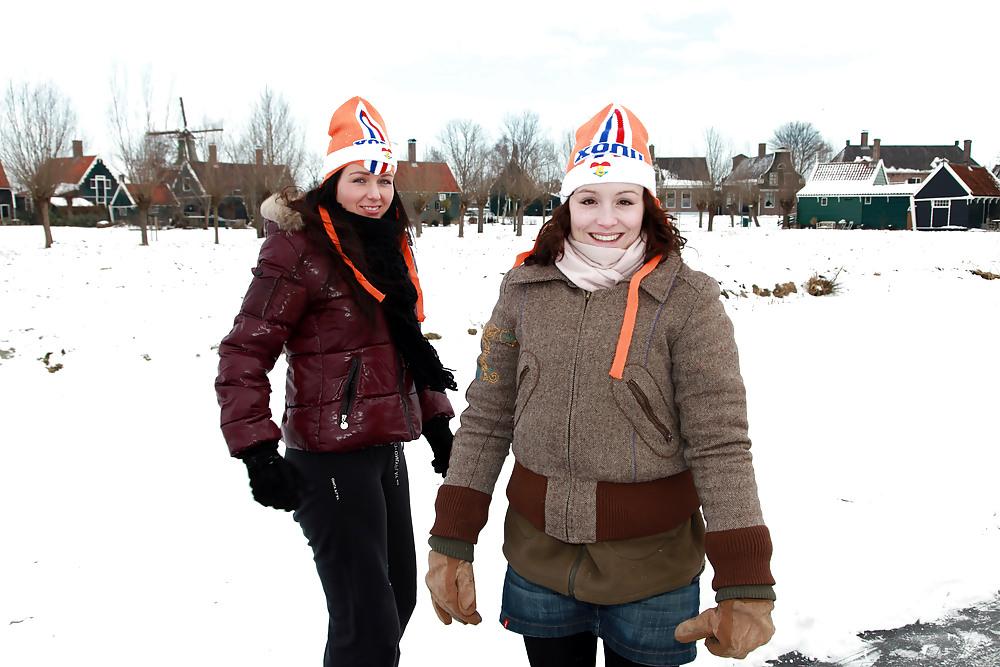 25P Julia,Elisa,Britt & Gylve on the Dutch Ice.