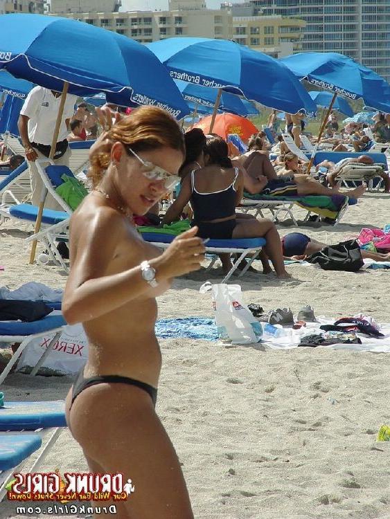 16P The beach looks that much nicer with these topless babes around