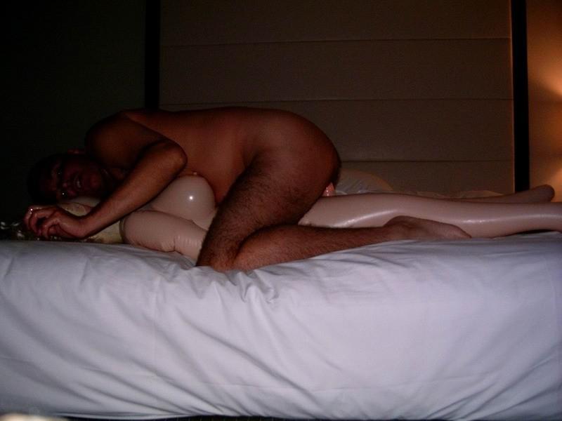 18P kinky sex with real doll