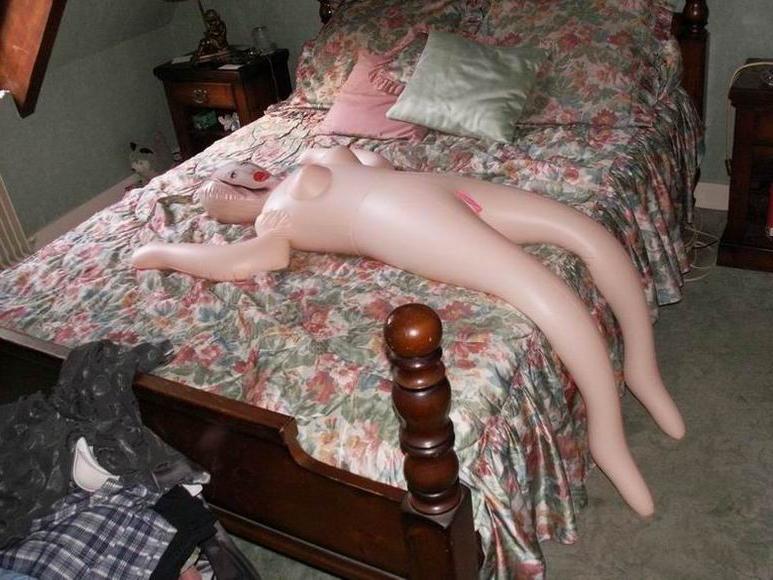 18P kinky sex with real doll