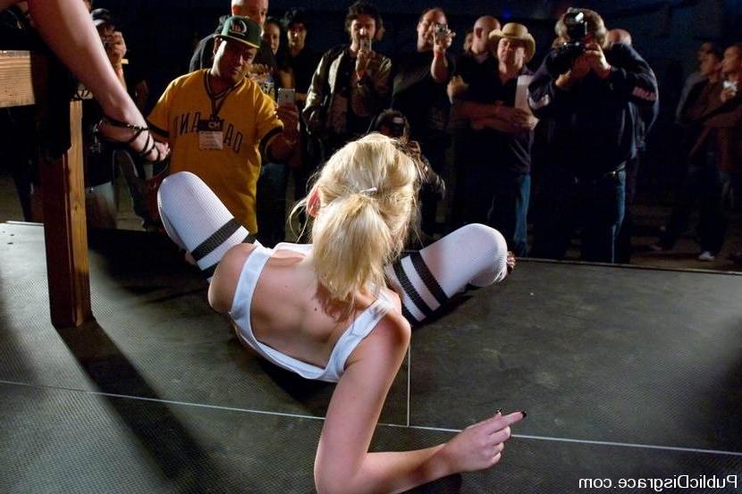 15P Samantha Sin gets bondage experience and fucked in public