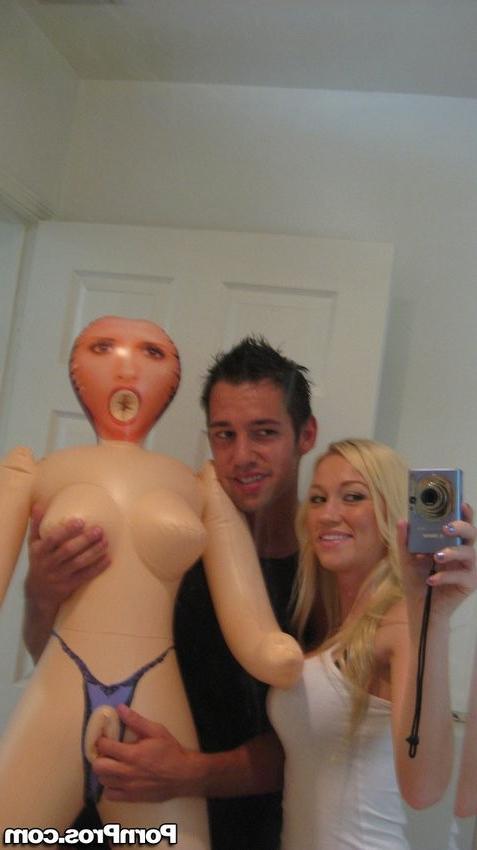 17P Kinky couple fucks blow up doll in homemade photos