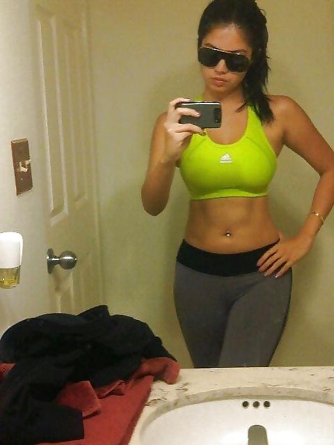 25P Share hottie pics