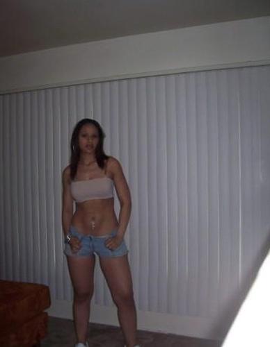 15P Beautiful brunette chick with perky tits posing naked