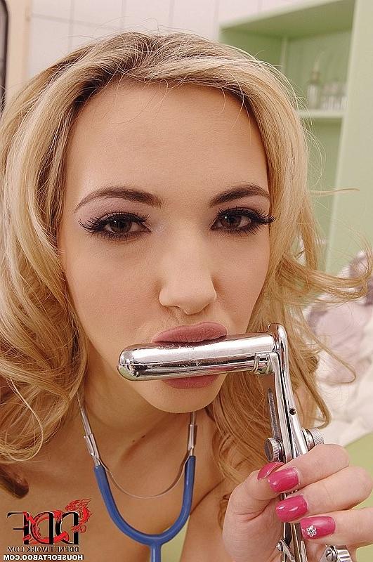 16P Sophia Knight blonde doctor strips and toys her naked body