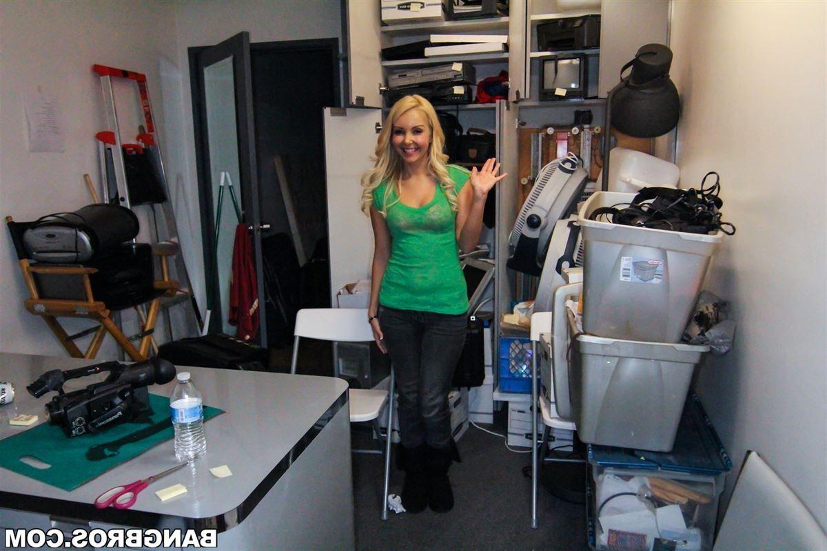 16P Aaliyah Love gets fucked in the back room and loves it