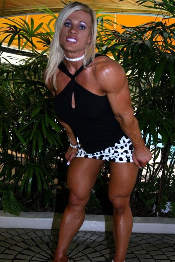 12P Beautiful blonde Female Bodybuilder with huge ripped muscles