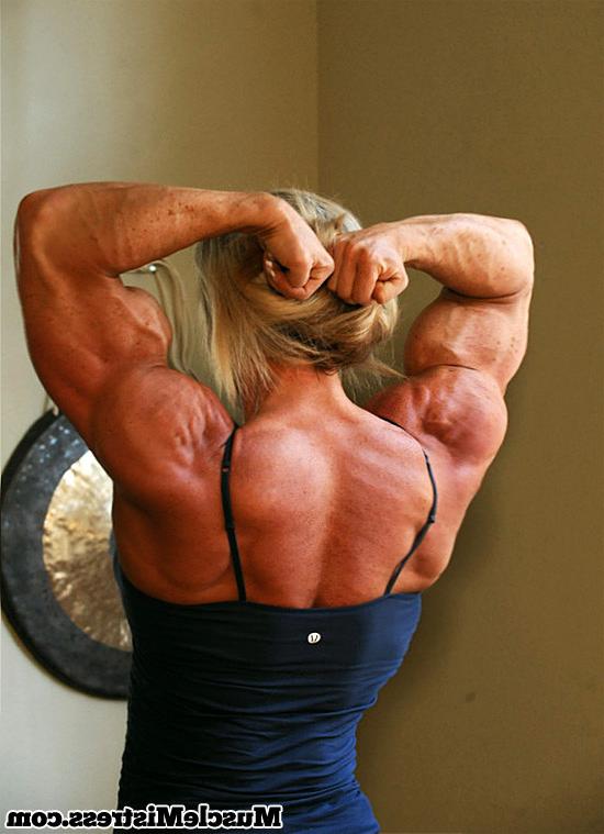12P Massive ripped muscular Amazon Goddess with impressive physique