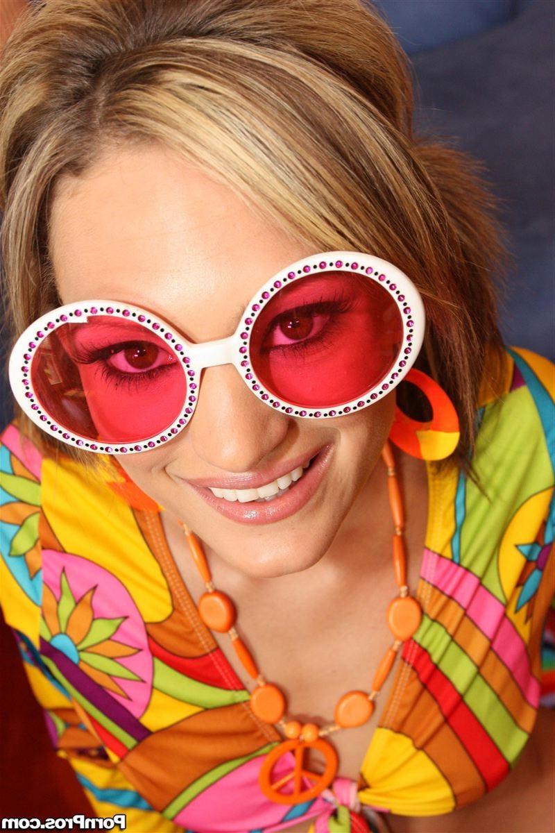 18P Cheyenne Cooper rides a hard dick in her hippy clothes