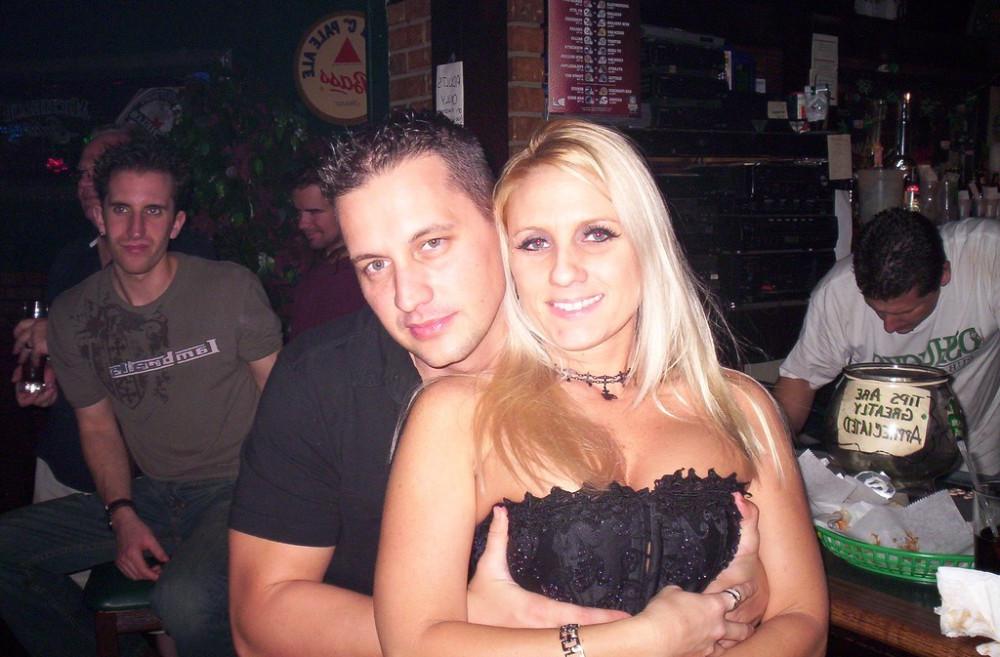 16P Sexy Party Milfs