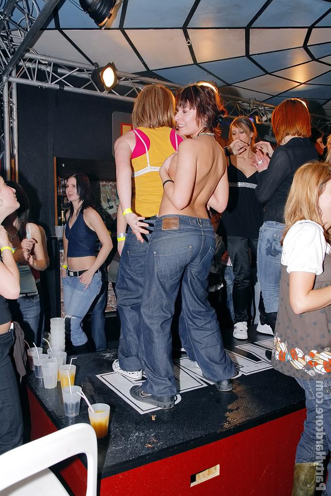 15P Hardcore sex brunette babe fucking in party