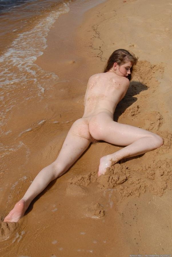 16P Hairy Blond Amateur Gets Nude Outside On The Beach