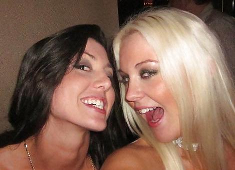 25P My girl friend love swinging