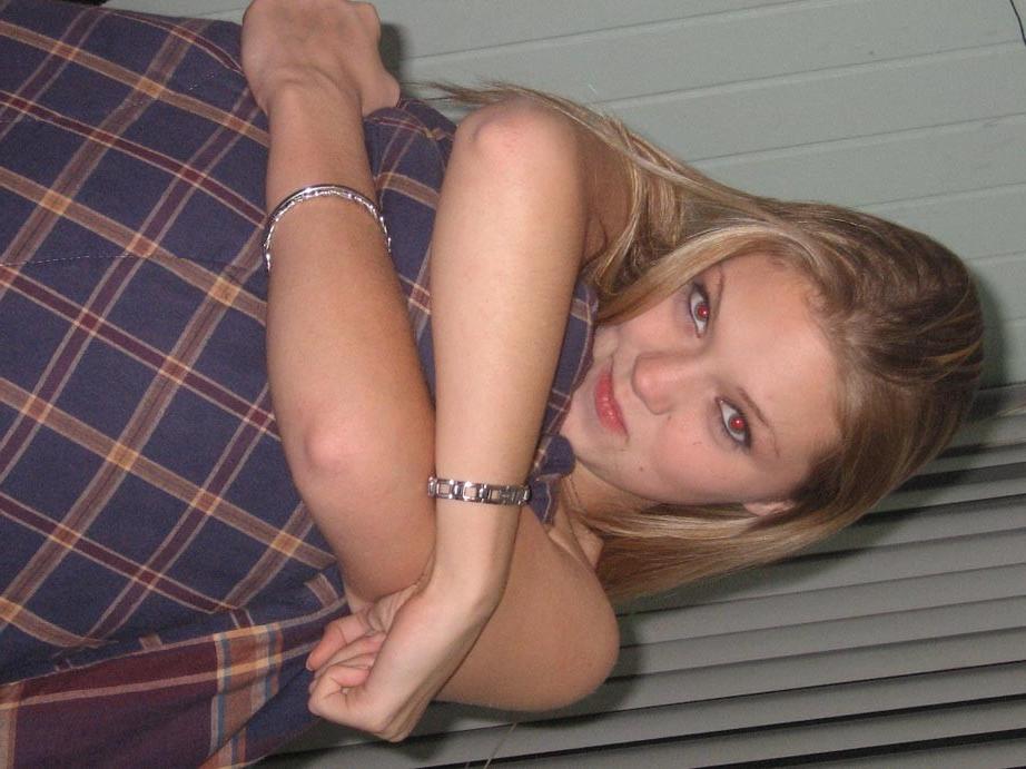 20P Amateur blonde girlfriend stripping at home