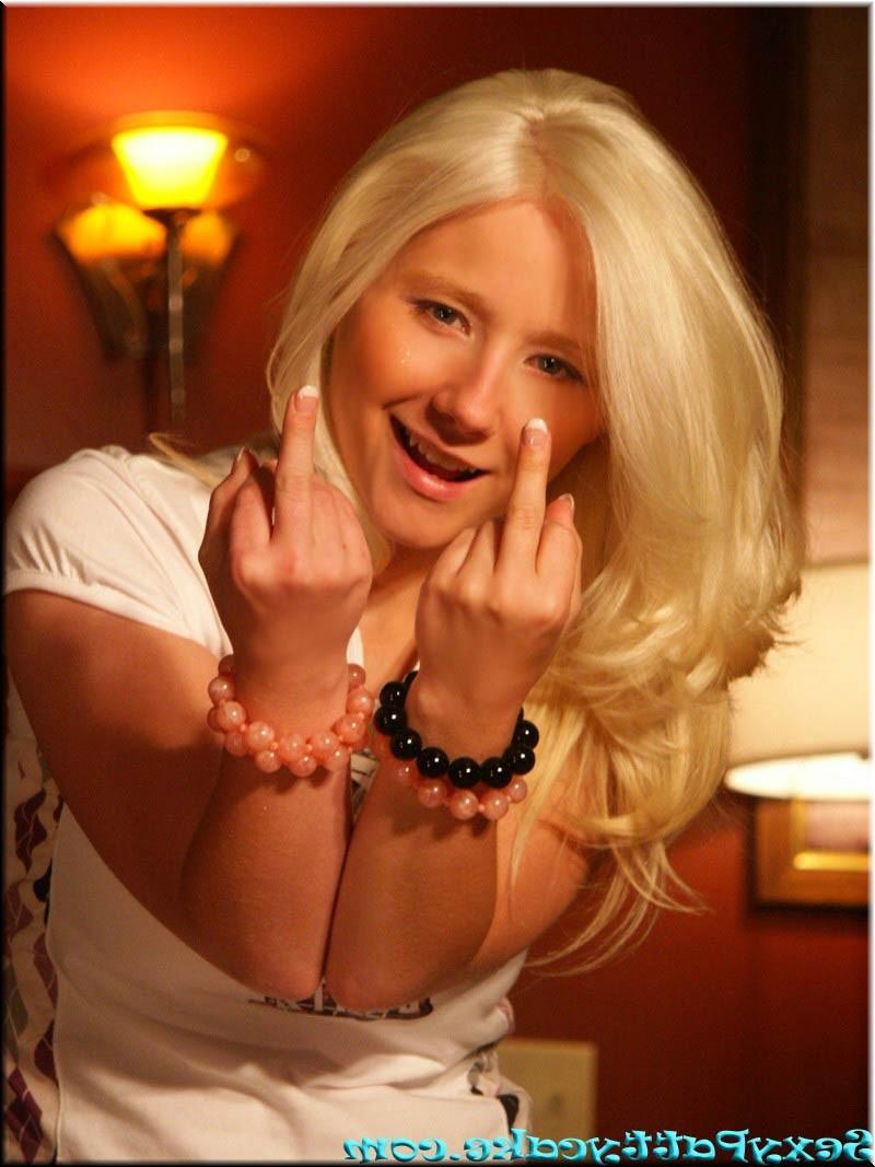 20P Busty blonde teen in short skirt