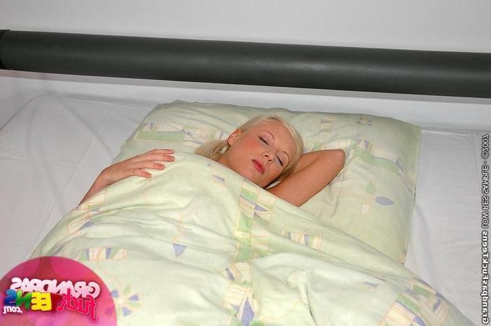 15P Blonde cutie slideing on the old doctors hard dick