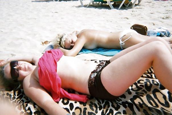 25P Girls Holiday