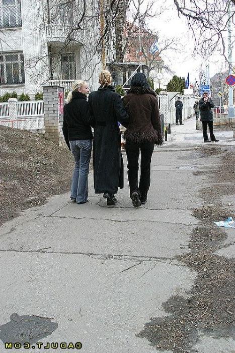 16P Cute lesbian babes going for a walk in the park