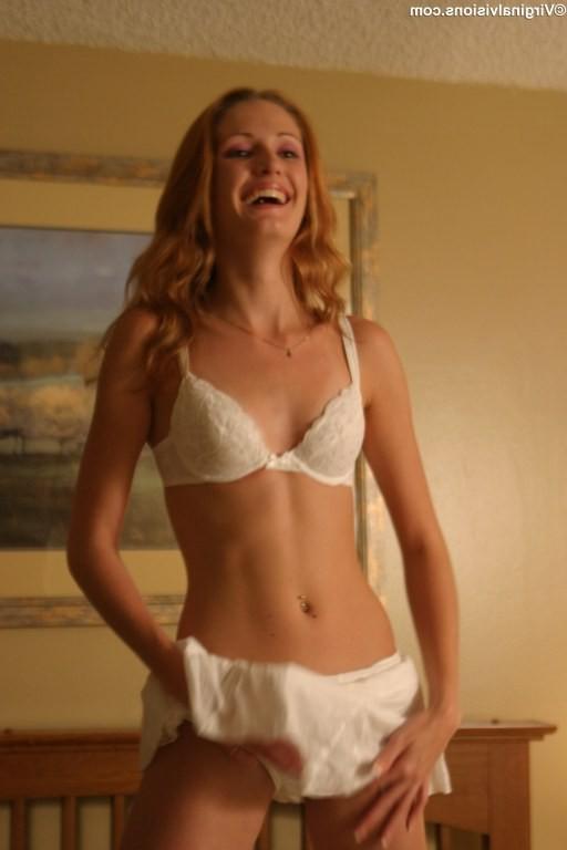 16P Blonde babe posing in white bras and panties