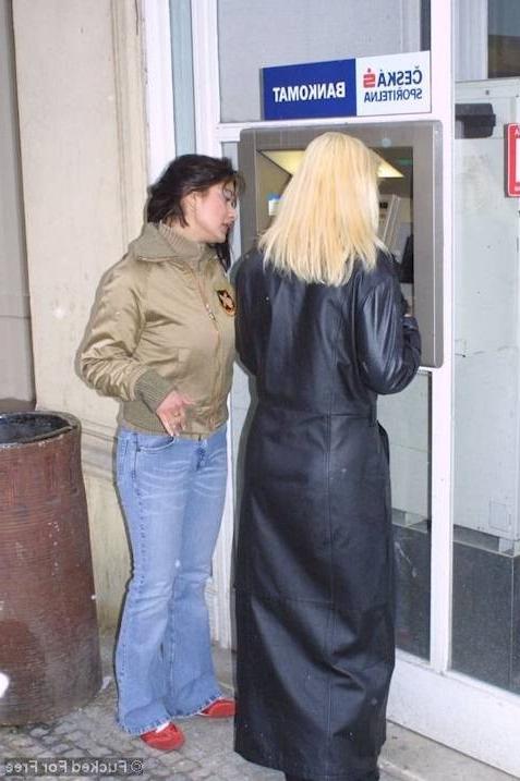 16P Two sexy euro babes share a dick