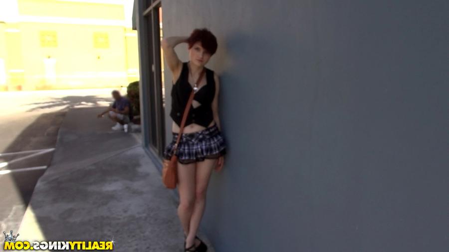 12P Watch streetblowjobs scene take it and leave it featuring naomi clark browse fre