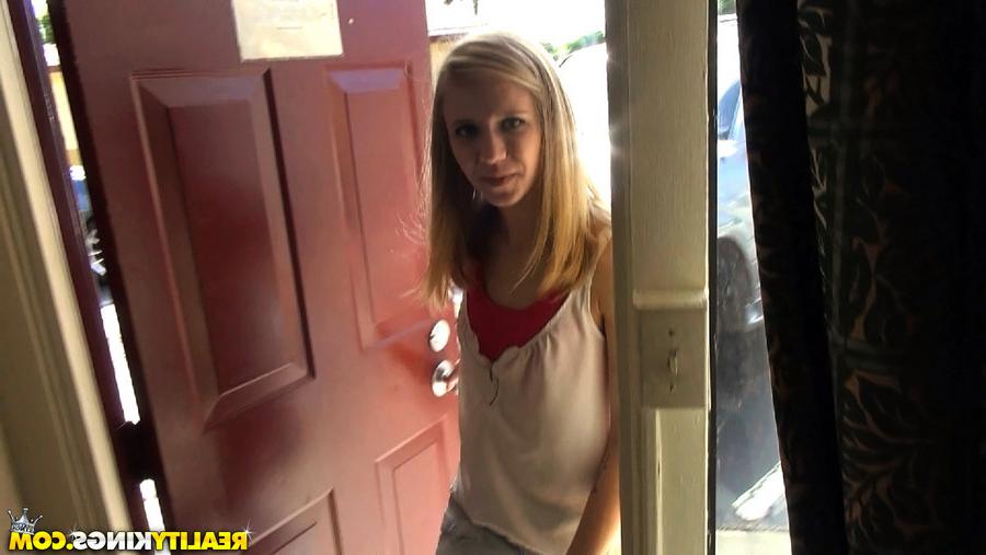 12P Watch streetblowjobs scene something to suck on featuring rachel james browse fr
