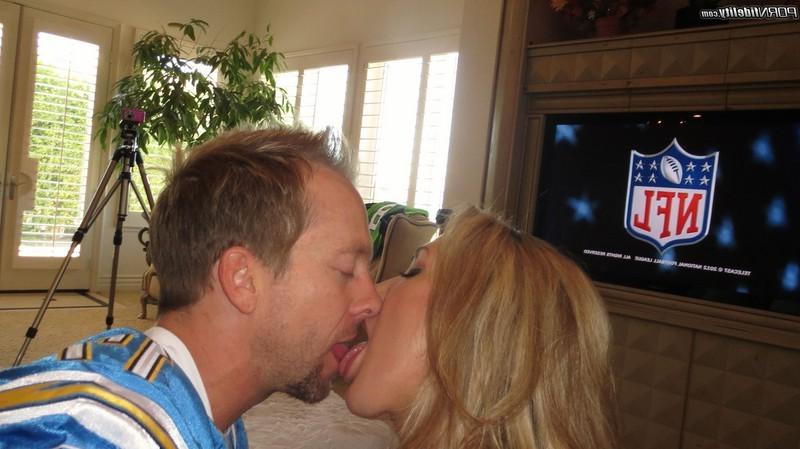 16P Brandi Love sucks a big dick then gets licked