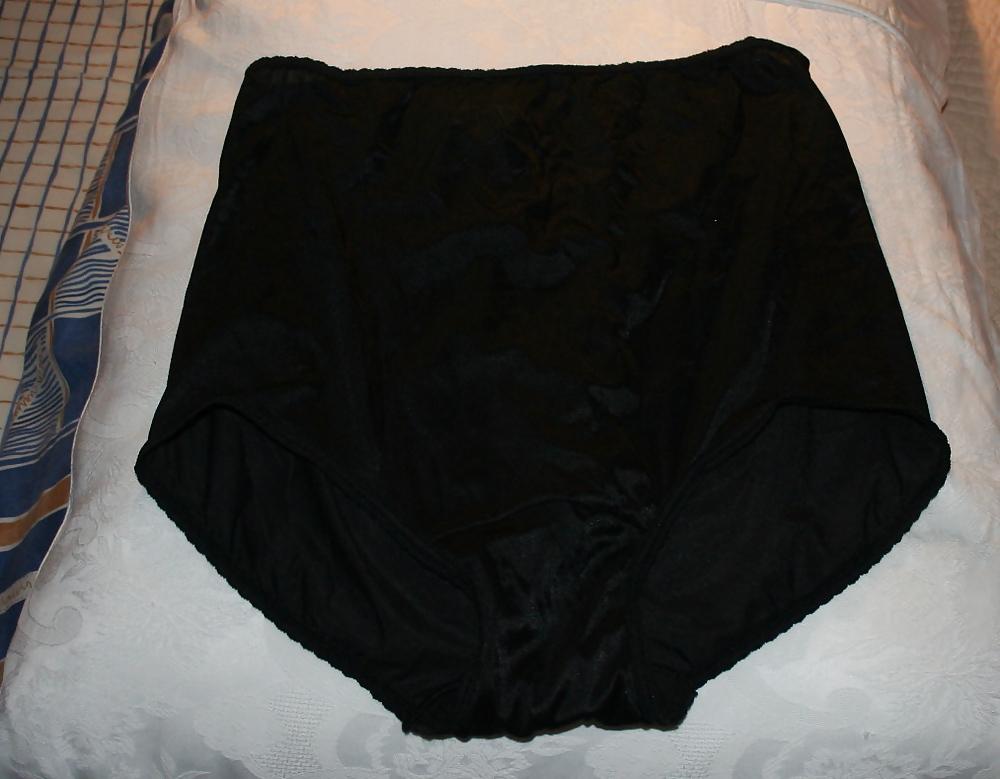 22P My sexy BBW friend and her panties