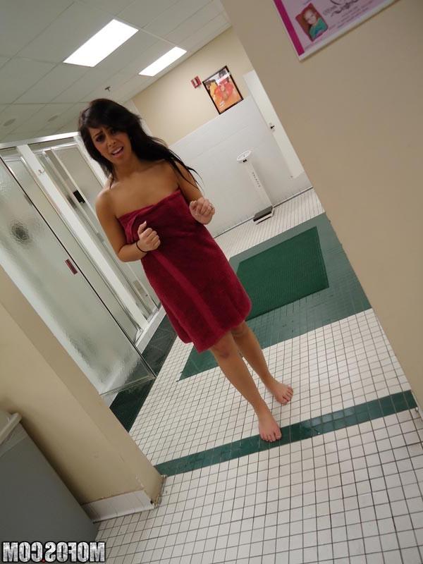 17P Voyeur catch teenie taking her shower and after fuck her