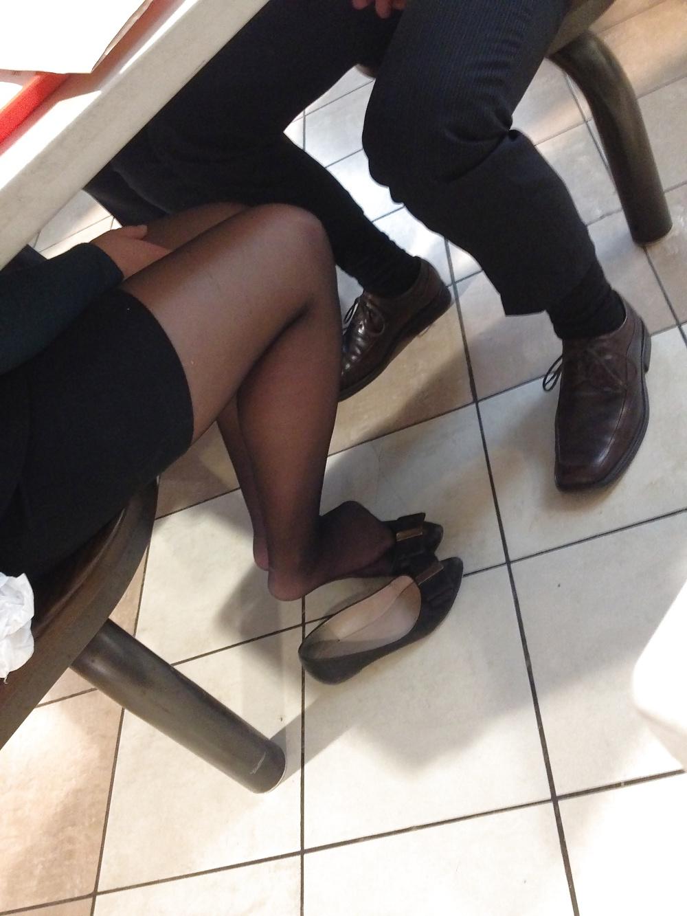 11P Candid Pantyhose