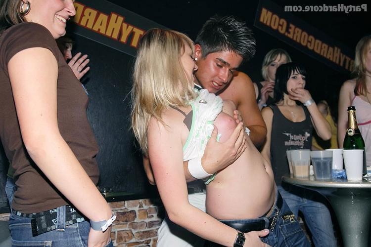 16P Party hardcore with euro girls fucking all
