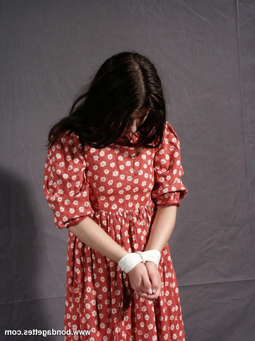 15P Beautiful amateur Lillith is bound with strict rope bondage whil
