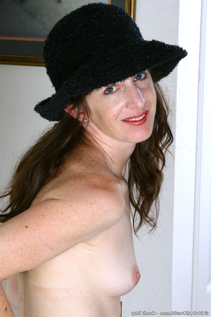 16P Super hairy pussy on mid thirties brunette with a super hirsute asshole