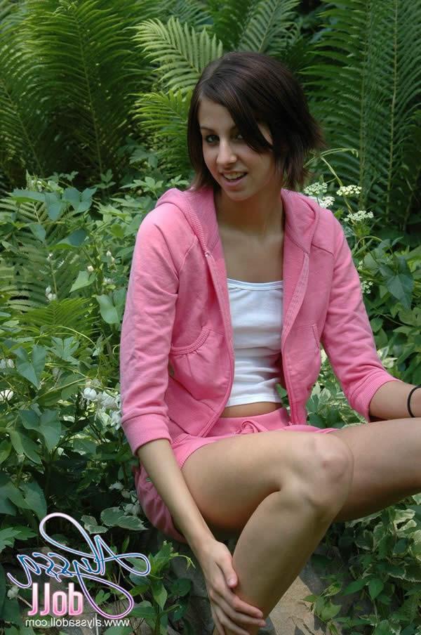 15P Brunette teen alyssa doll shows her perky tits